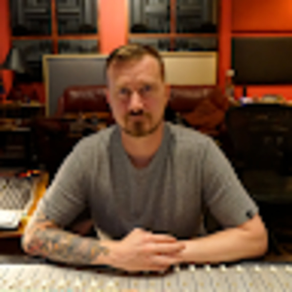 Meet your Posher, Chris - Picture 1 of 1